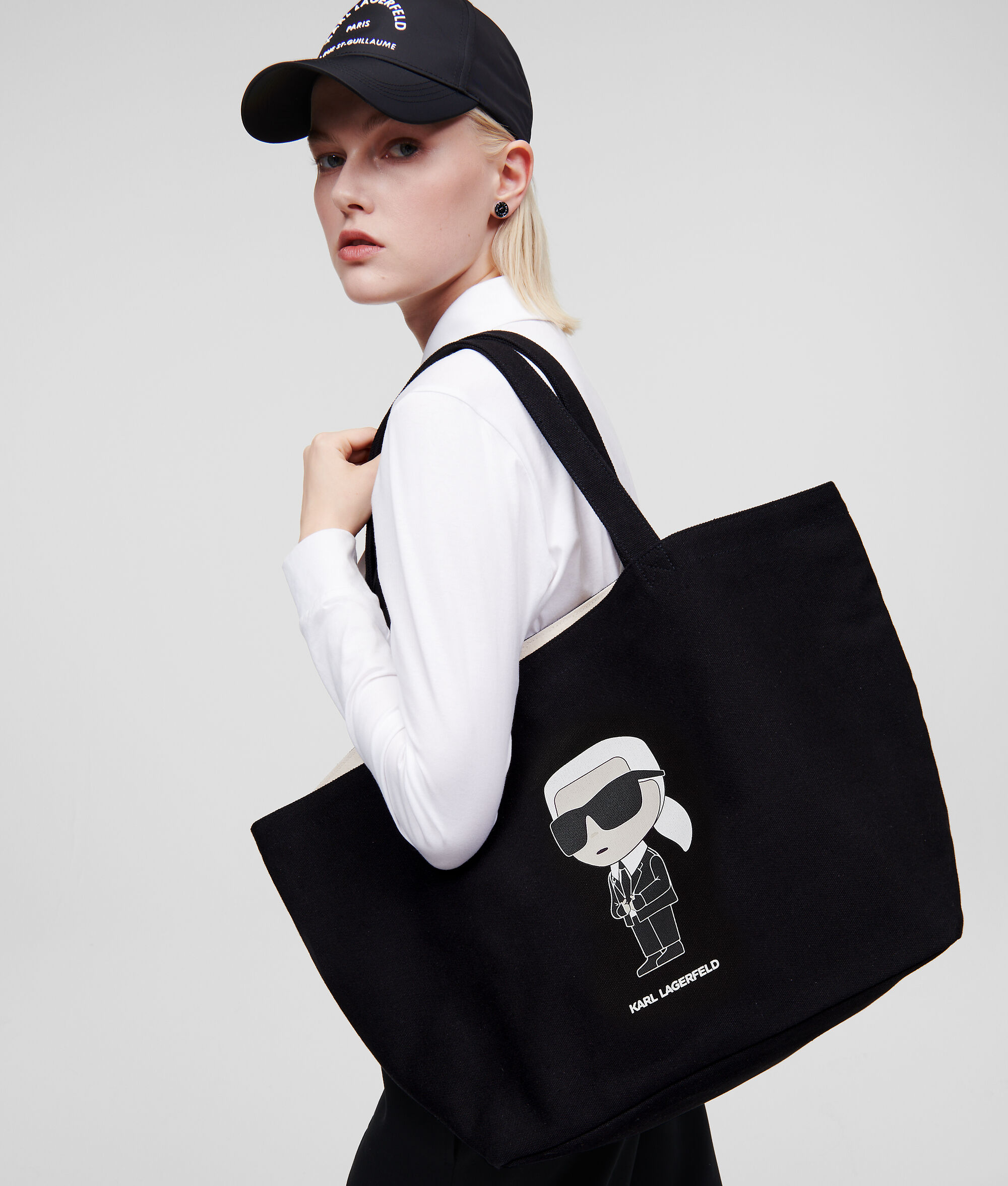 (image for) Lively K/IKONIK KARL SHOPPER